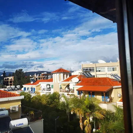 Séjour chez l'habitant Lovely Seafront Place On 1st Line With Sea&mountain View In Peaceful Galatexcomplex *