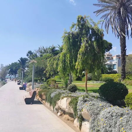 Séjour chez l'habitant Lovely Seafront Place On 1st Line With Sea&mountain View In Peaceful Galatexcomplex