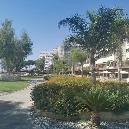 Lovely Seafront Place On 1st Line With Sea&mountain View In Peaceful Galatexcomplex