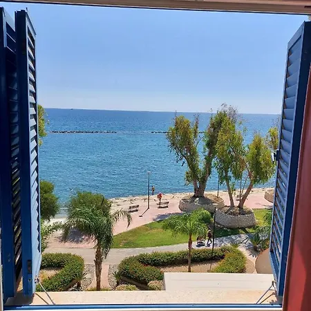 Lovely Seafront Place On 1st Line With Sea&mountain View In Peaceful Galatexcomplex