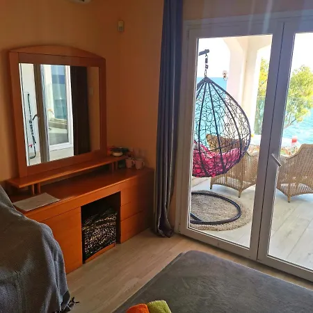 Lovely Seafront Place On 1st Line With Sea&mountain View In Peaceful Galatexcomplex * Limassol