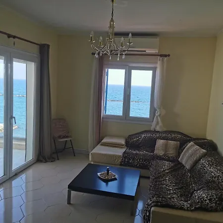 Lovely Seafront Place On 1st Line With Sea&mountain View In Peaceful Galatexcomplex Séjour chez l'habitant *