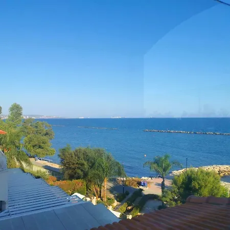 Lovely Seafront Place On 1st Line With Sea&mountain View In Peaceful Galatexcomplex Séjour chez l'habitant *